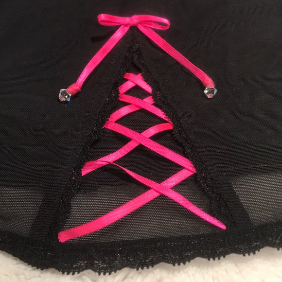 Victoria’s Secret - Picture 4 of 5